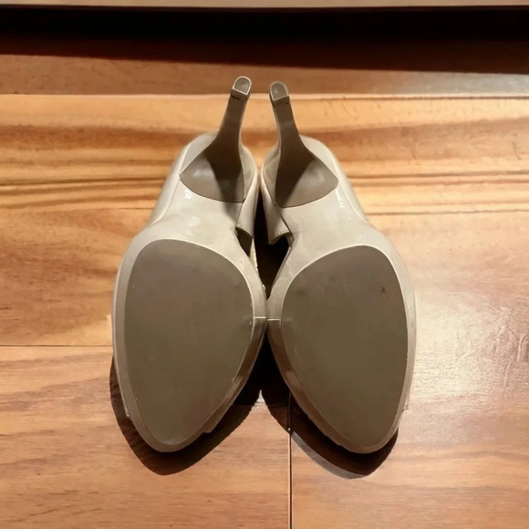 XOXO Bowie Nude Peep Toe Patent Leather High Heels - Picture 6 of 6